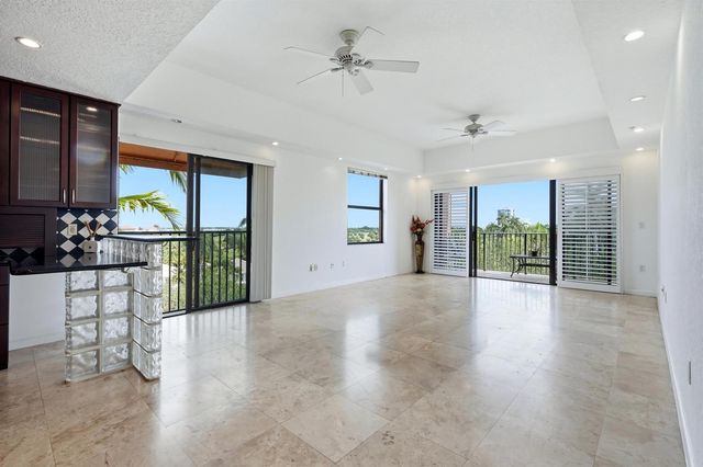 1640 Presidential Way 501, West Palm Beach, FL 33401