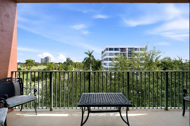 1640 Presidential Way 501, West Palm Beach, FL 33401