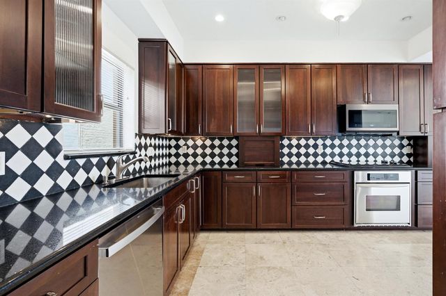 1640 Presidential Way 501, West Palm Beach, FL 33401