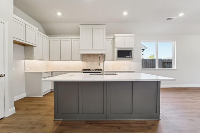 13045 Brookwood Bend Lane, Conroe, TX 77302