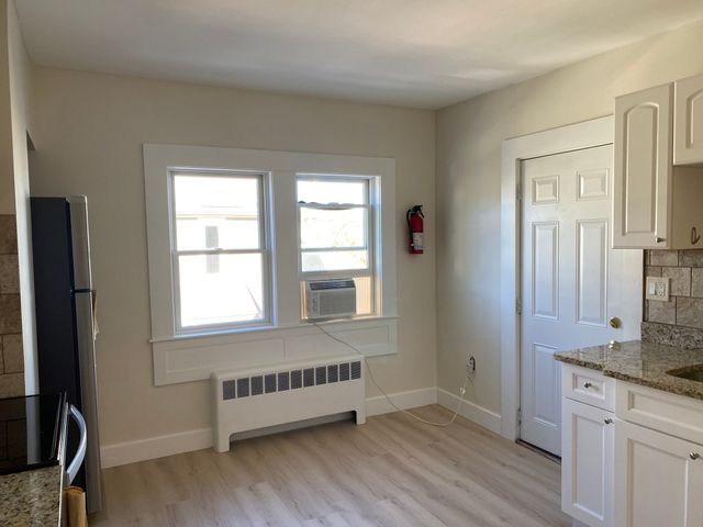 18 Highland Terrace 18, Needham, MA 02494