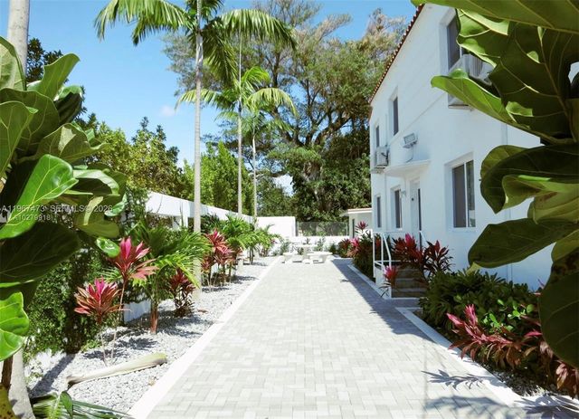 623 NE 61st St 3, Miami, FL 33137