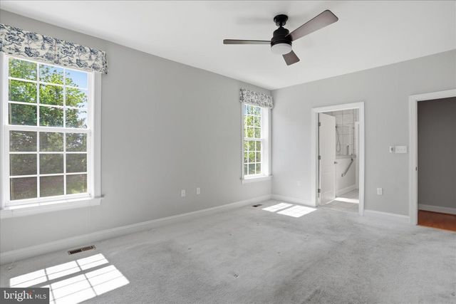 104 POPPY DR, White Post, VA 22663
