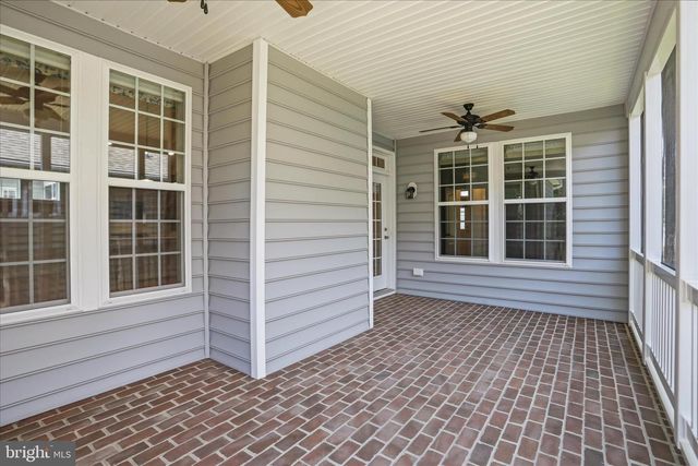 104 POPPY DR, White Post, VA 22663