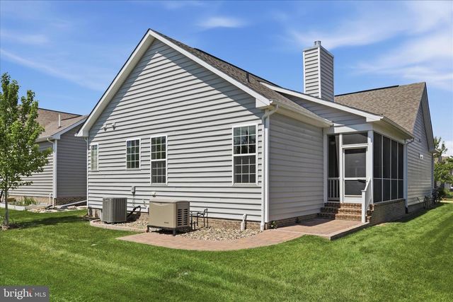 104 POPPY DR, White Post, VA 22663