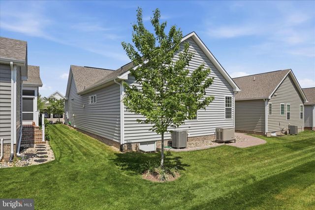 104 POPPY DR, White Post, VA 22663