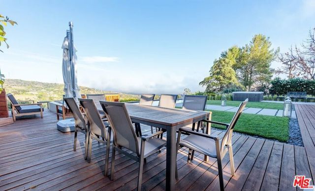 2528 Westridge Road, Los Angeles, CA 90049