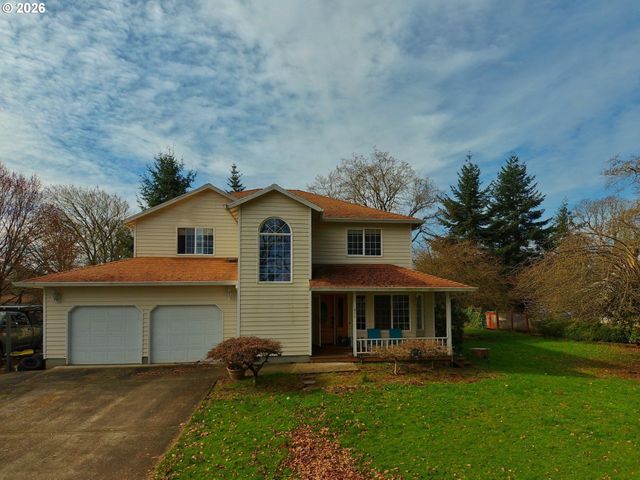 455 GREY CLIFFS Dr, St Helens, OR 97051