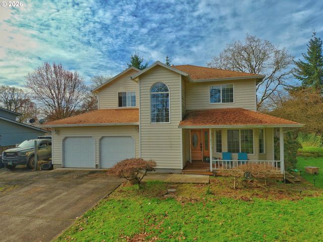 455 GREY CLIFFS Dr, St Helens, OR 97051