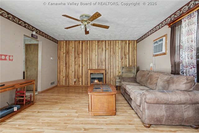 11 Birch Hollow Road, Barboursville, WV 25504