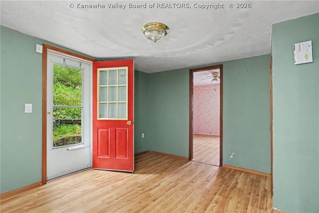 11 Birch Hollow Road, Barboursville, WV 25504