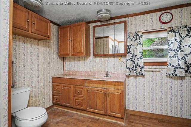 11 Birch Hollow Road, Barboursville, WV 25504