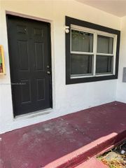 520 SW Krome Ter 1, Homestead, FL 33030