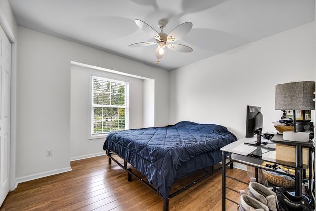 950 Port Circle, Hobart, IN 46342