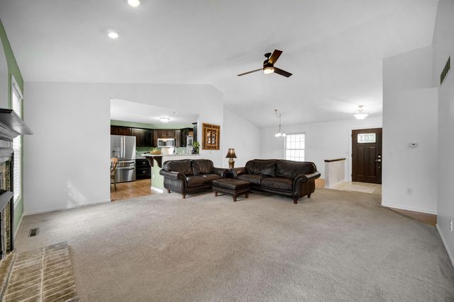 950 Port Circle, Hobart, IN 46342