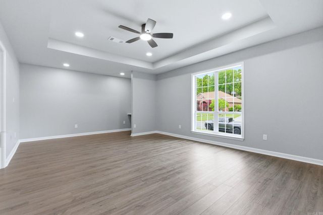 2001 Sawgrass Drive, Little Rock, AR 72212