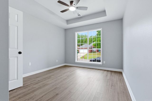 2001 Sawgrass Drive, Little Rock, AR 72212