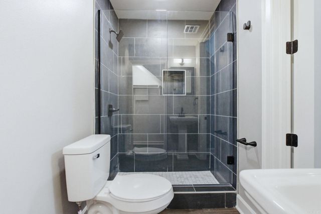 2001 Sawgrass Drive, Little Rock, AR 72212