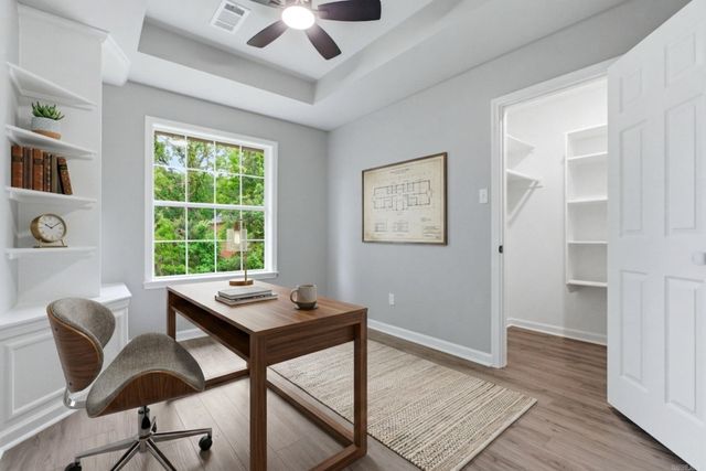 2001 Sawgrass Drive, Little Rock, AR 72212