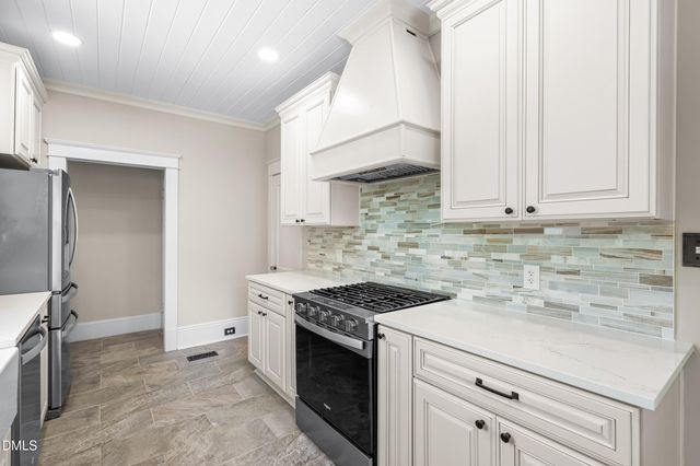 1902 Glenwood Avenue, Raleigh, NC 27608