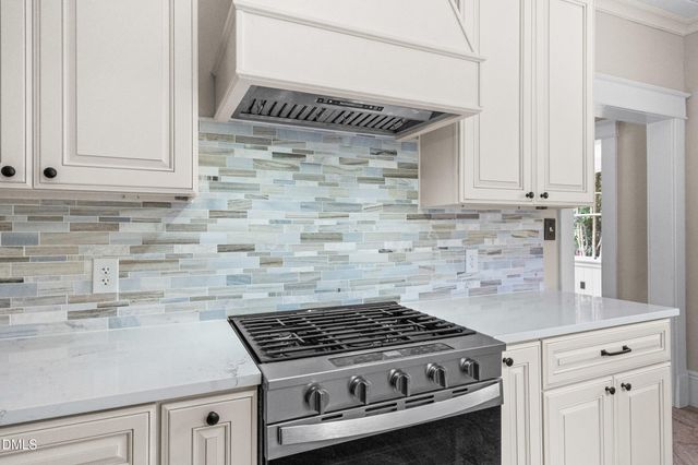 1902 Glenwood Avenue, Raleigh, NC 27608