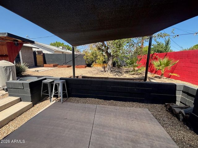 346 E PAPAGO Drive, Tempe, AZ 85288