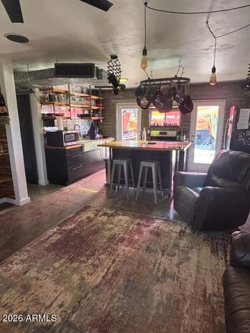 346 E PAPAGO Drive, Tempe, AZ 85288