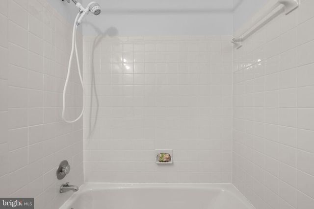 2126 GOLF COURSE DR, Reston, VA 20191