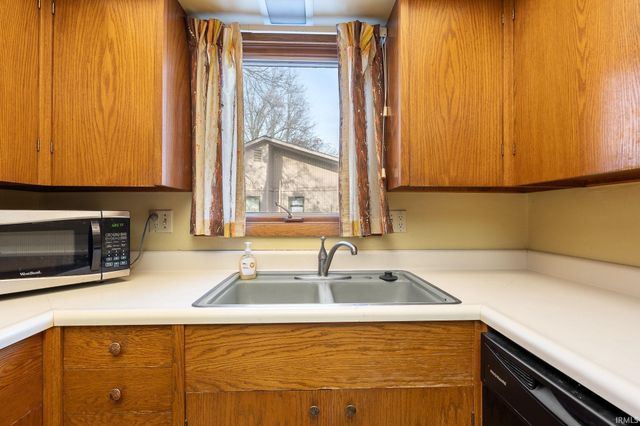 3611 Deer Cove, Fort Wayne, IN 46815