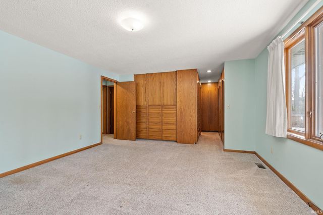 3611 Deer Cove, Fort Wayne, IN 46815