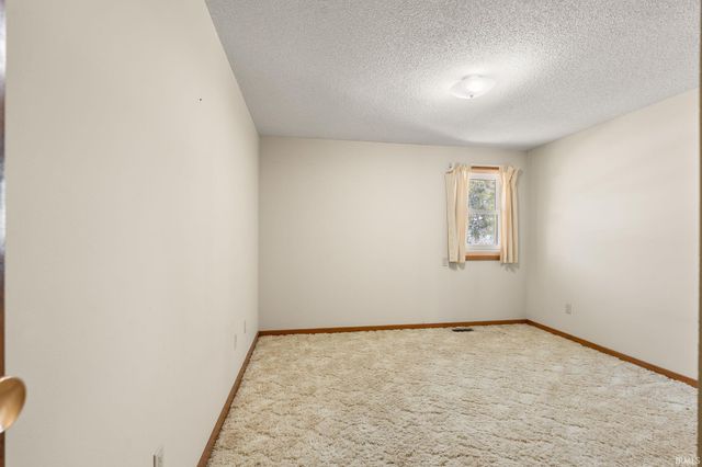 3611 Deer Cove, Fort Wayne, IN 46815