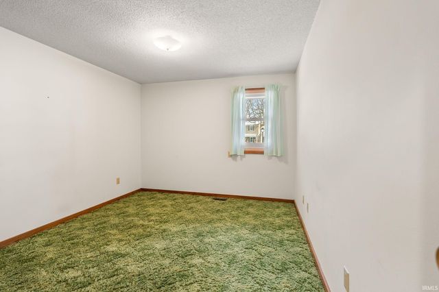 3611 Deer Cove, Fort Wayne, IN 46815