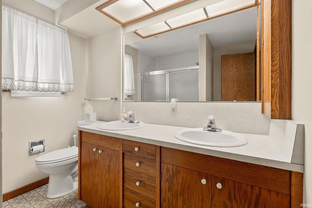 3611 Deer Cove, Fort Wayne, IN 46815