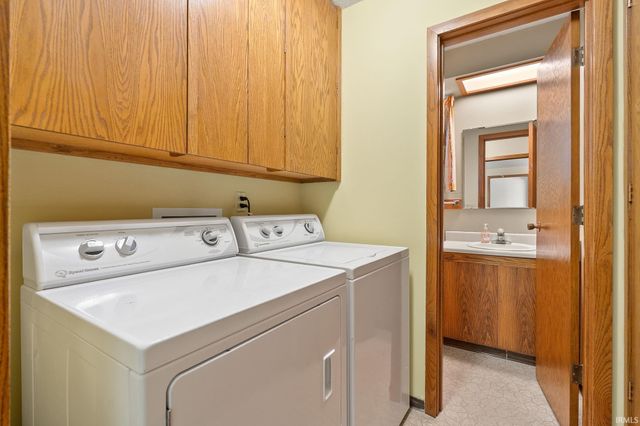 3611 Deer Cove, Fort Wayne, IN 46815