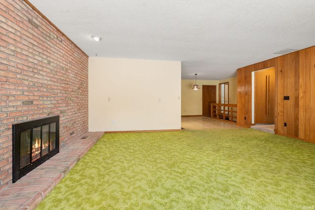 3611 Deer Cove, Fort Wayne, IN 46815