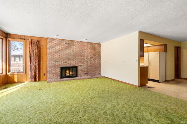 3611 Deer Cove, Fort Wayne, IN 46815