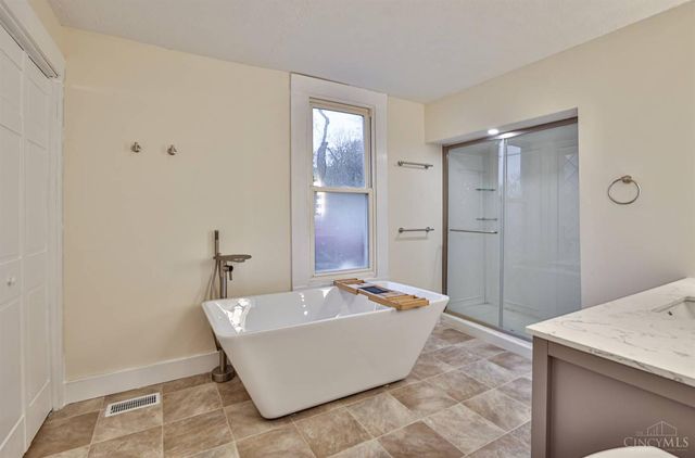 5251 Trenton Franklin Road, Madison Twp, OH 45042