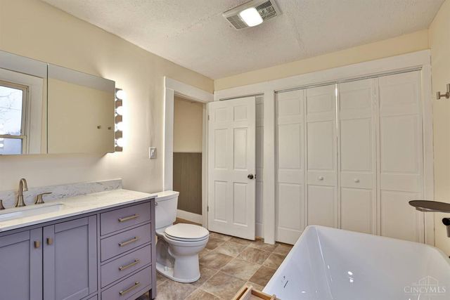 5251 Trenton Franklin Road, Madison Twp, OH 45042