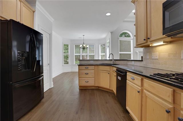 910 Windsor Creek Drive, Grayson, GA 30017