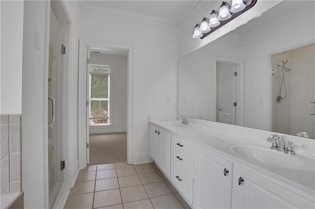 910 Windsor Creek Drive, Grayson, GA 30017