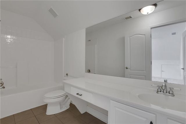 910 Windsor Creek Drive, Grayson, GA 30017