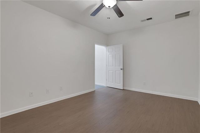 910 Windsor Creek Drive, Grayson, GA 30017