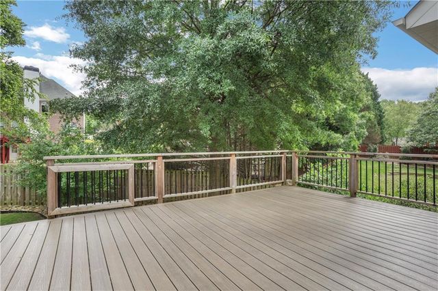 910 Windsor Creek Drive, Grayson, GA 30017