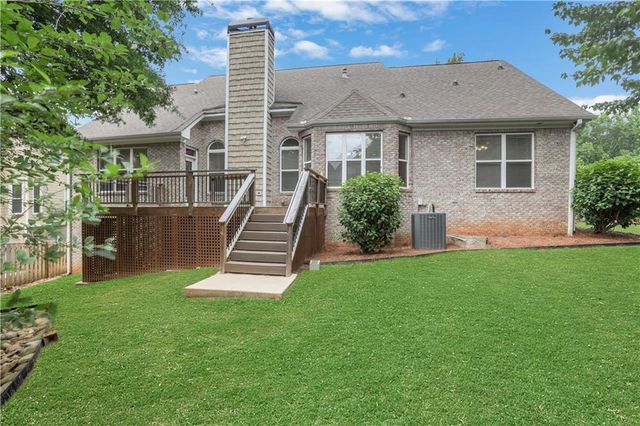 910 Windsor Creek Drive, Grayson, GA 30017