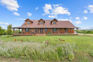 5560 N Streckfus Trl, Salina, KS 67401
