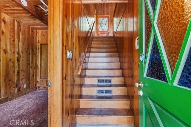 768 Deer, Crestline, CA 92325