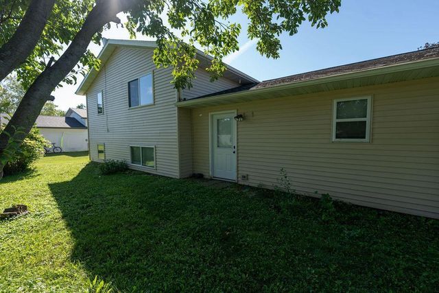 131 Circle Drive, Saint Charles, MN 55972