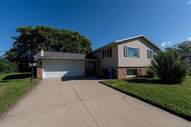 131 Circle Drive, Saint Charles, MN 55972