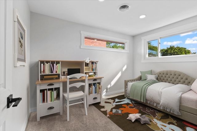 10206 S Saint Louis Avenue, Evergreen Park, IL 60805