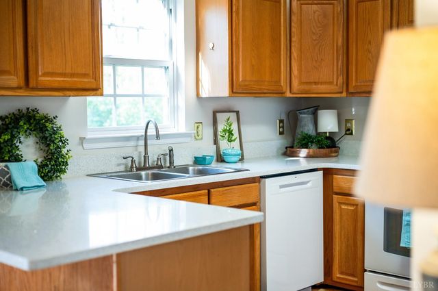 224 Dove Court, Lynchburg, VA 24501